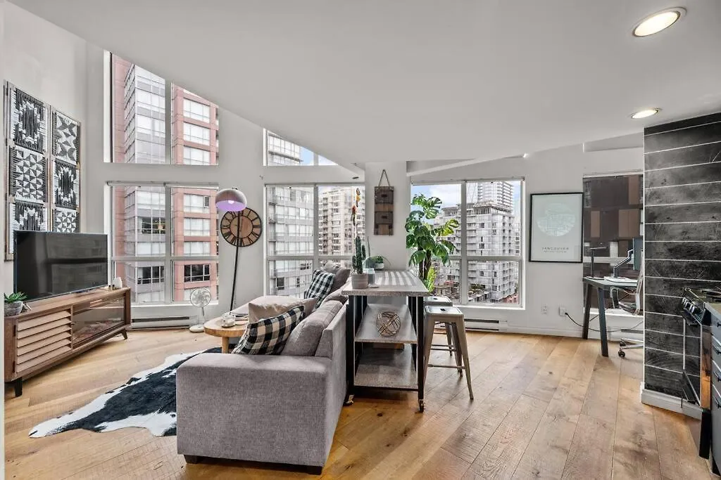 Beautiful Downtown Loft With Full Kitchen Lejlighed Vancouver